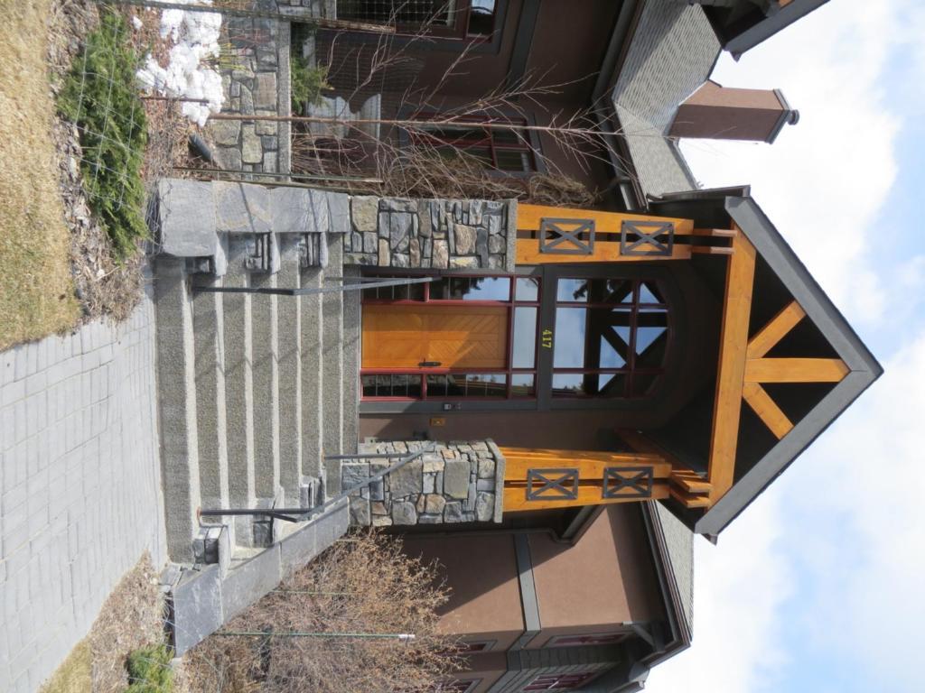 Buffaloberry Bed & Breakfast Panzió Banff Kültér fotó